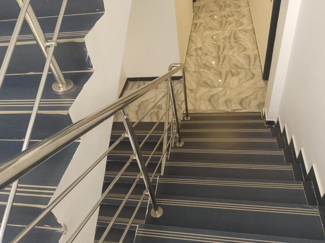 Water Pavilion Hotel Keroka Екстериор снимка