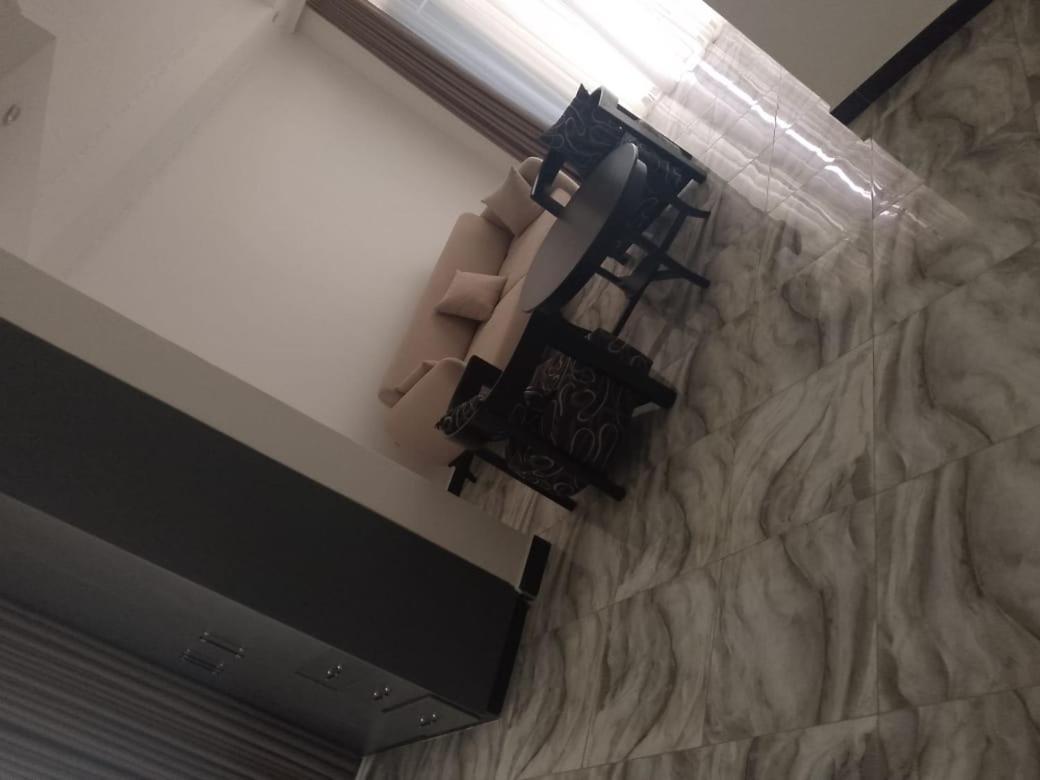 Water Pavilion Hotel Keroka Екстериор снимка
