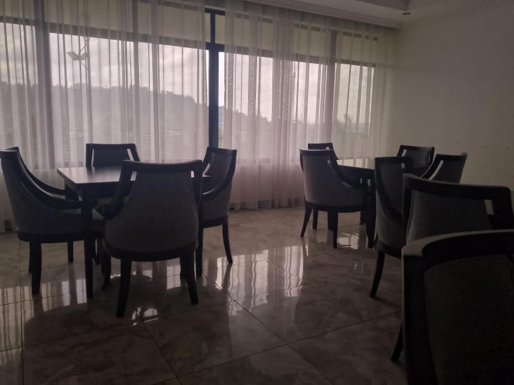 Water Pavilion Hotel Keroka Екстериор снимка
