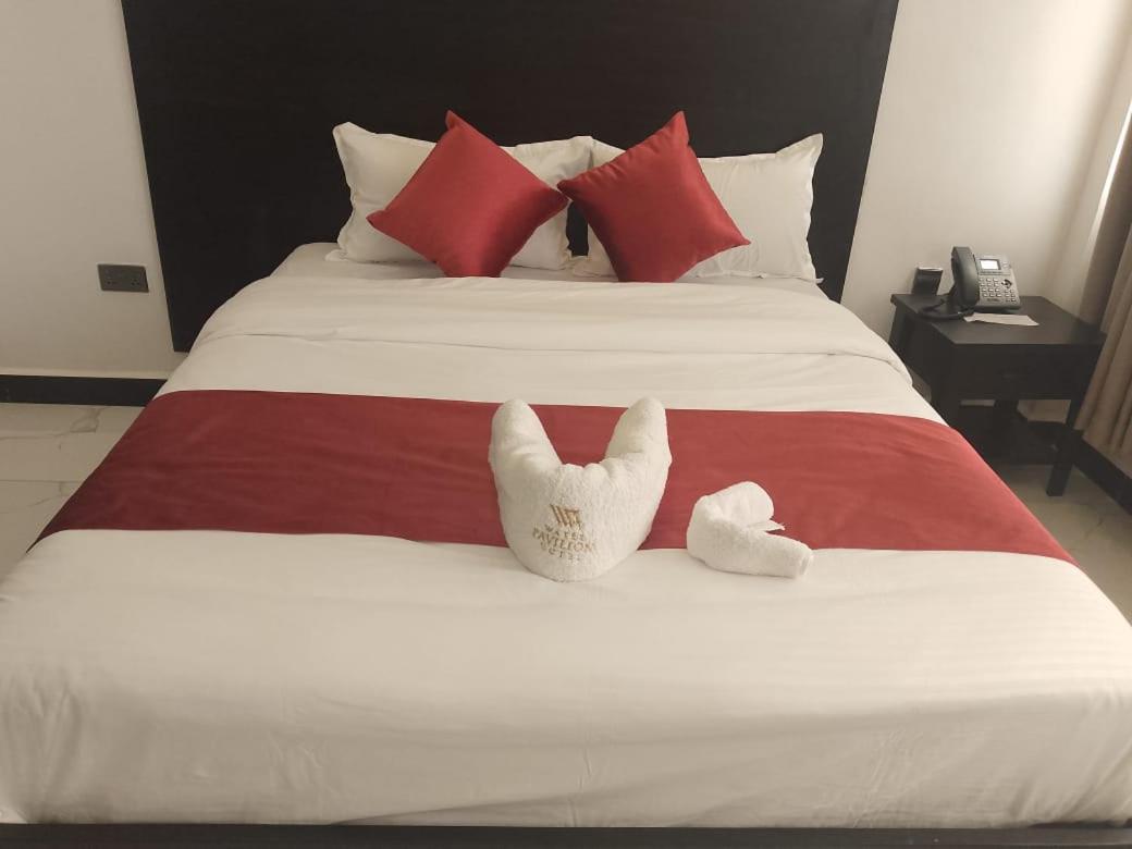 Water Pavilion Hotel Keroka Екстериор снимка
